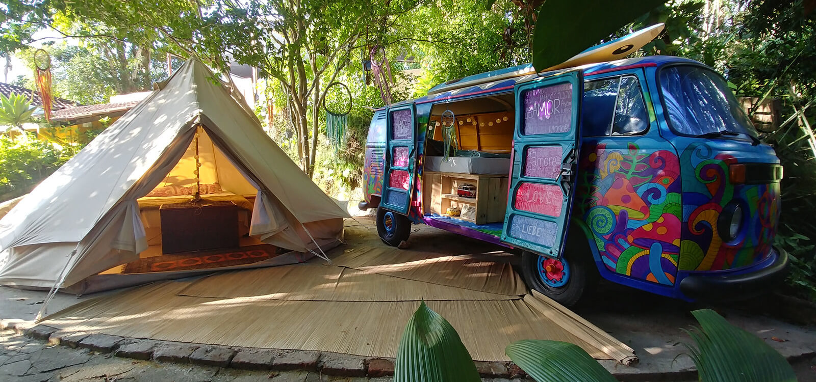 Kombi Hippie Hostel da Vila Ilhabela